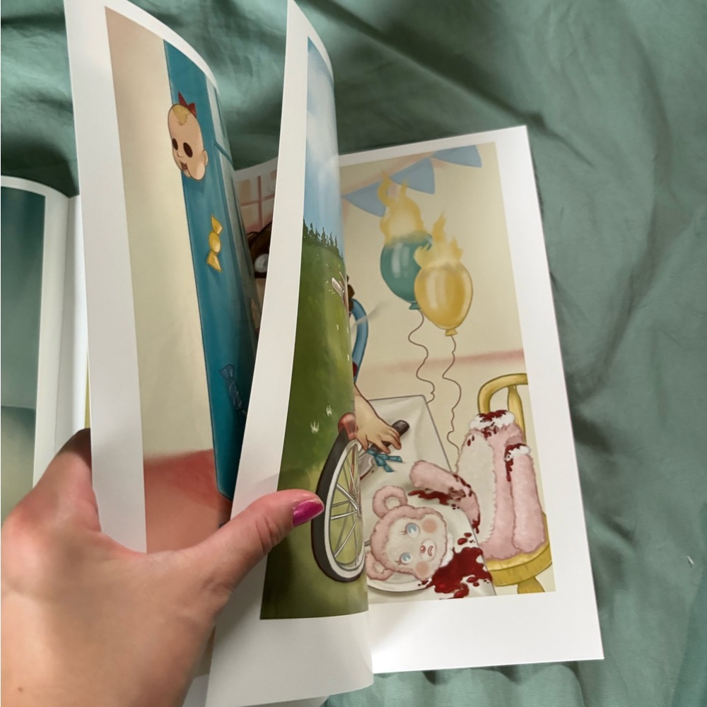 Melanie Martinez Crybaby Vinyl Record with Illustration Book - Picture 10 of 13